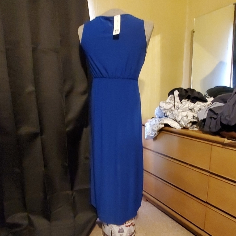 Nwt Blue sleeveless scoop neck hi lo hem dress - Picture 2 of 8
